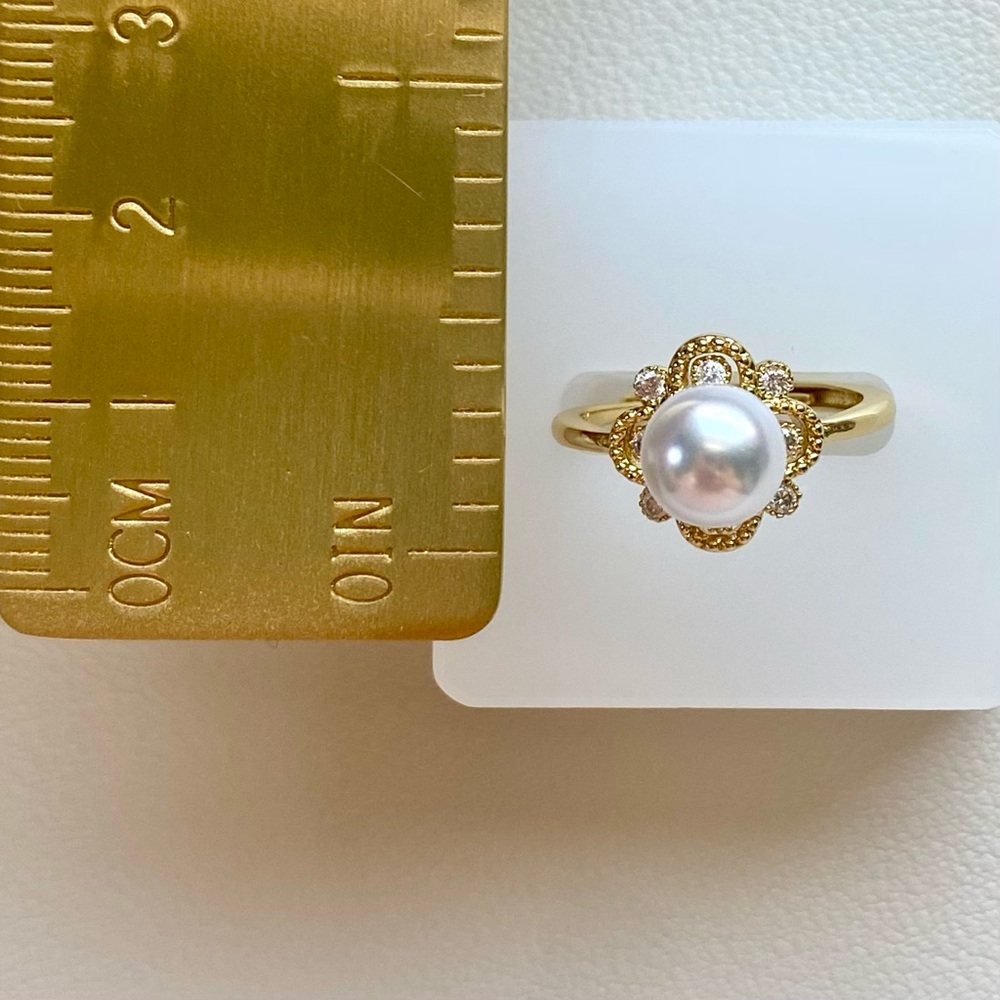 Gold Pearl Flower Ring - White Pearl Center - Picture 4 of 4
